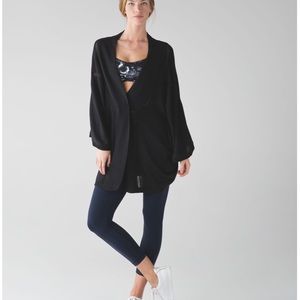 Lululemon breezy easy wrap